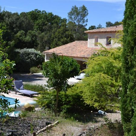 Suite 30 M2 Ideale Pour 2 Personnes Flassans-sur-Issole Esterno foto
