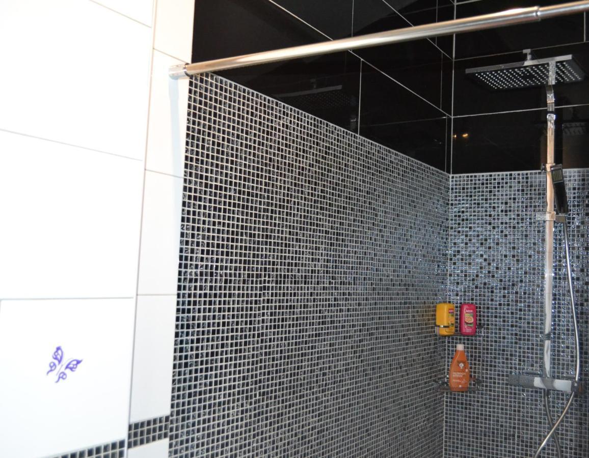 Suite 30 M2 Ideale Pour 2 Personnes Flassans-sur-Issole Esterno foto