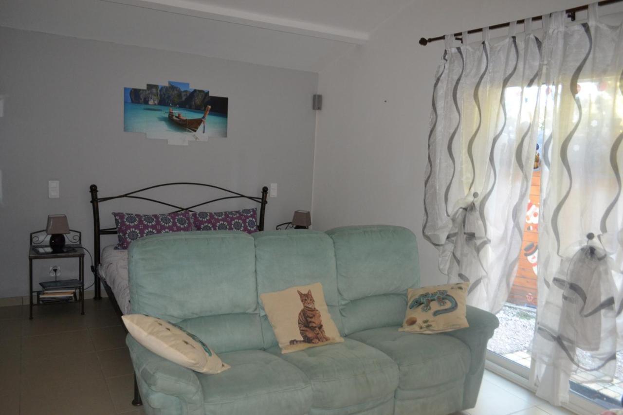 Suite 30 M2 Ideale Pour 2 Personnes Flassans-sur-Issole Esterno foto