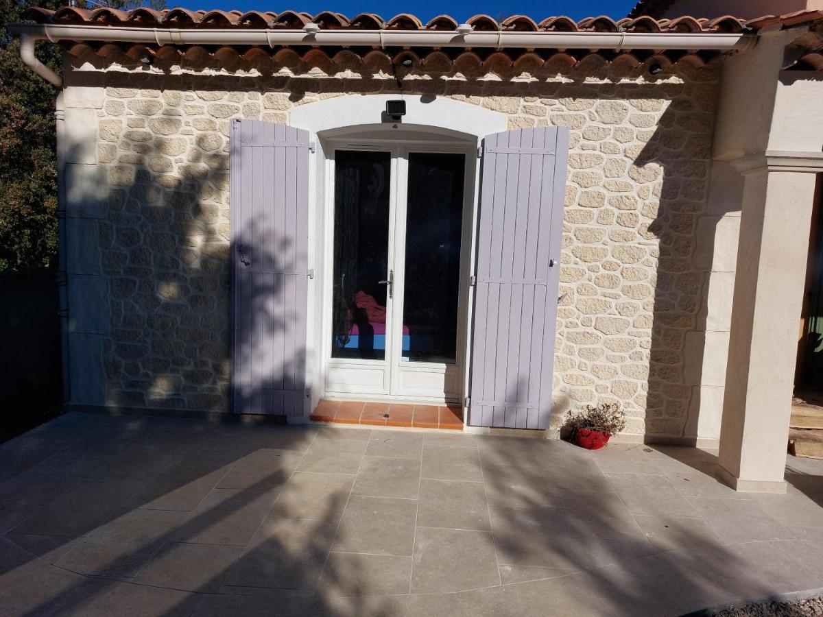 Suite 30 M2 Ideale Pour 2 Personnes Flassans-sur-Issole Esterno foto