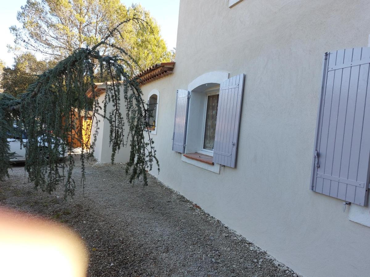 Suite 30 M2 Ideale Pour 2 Personnes Flassans-sur-Issole Esterno foto