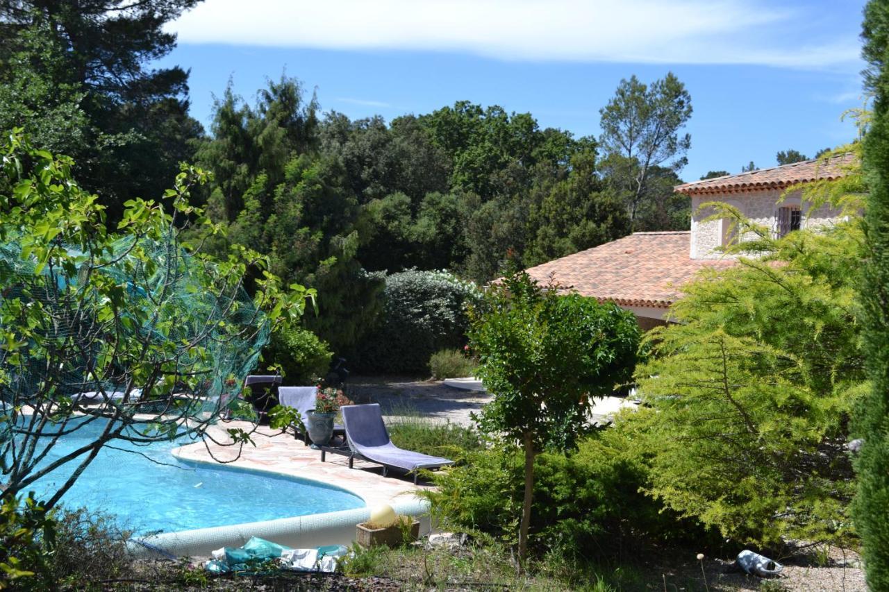 Suite 30 M2 Ideale Pour 2 Personnes Flassans-sur-Issole Esterno foto